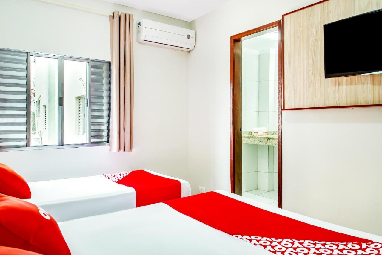 Hotel Oyo Lisboa, 2*