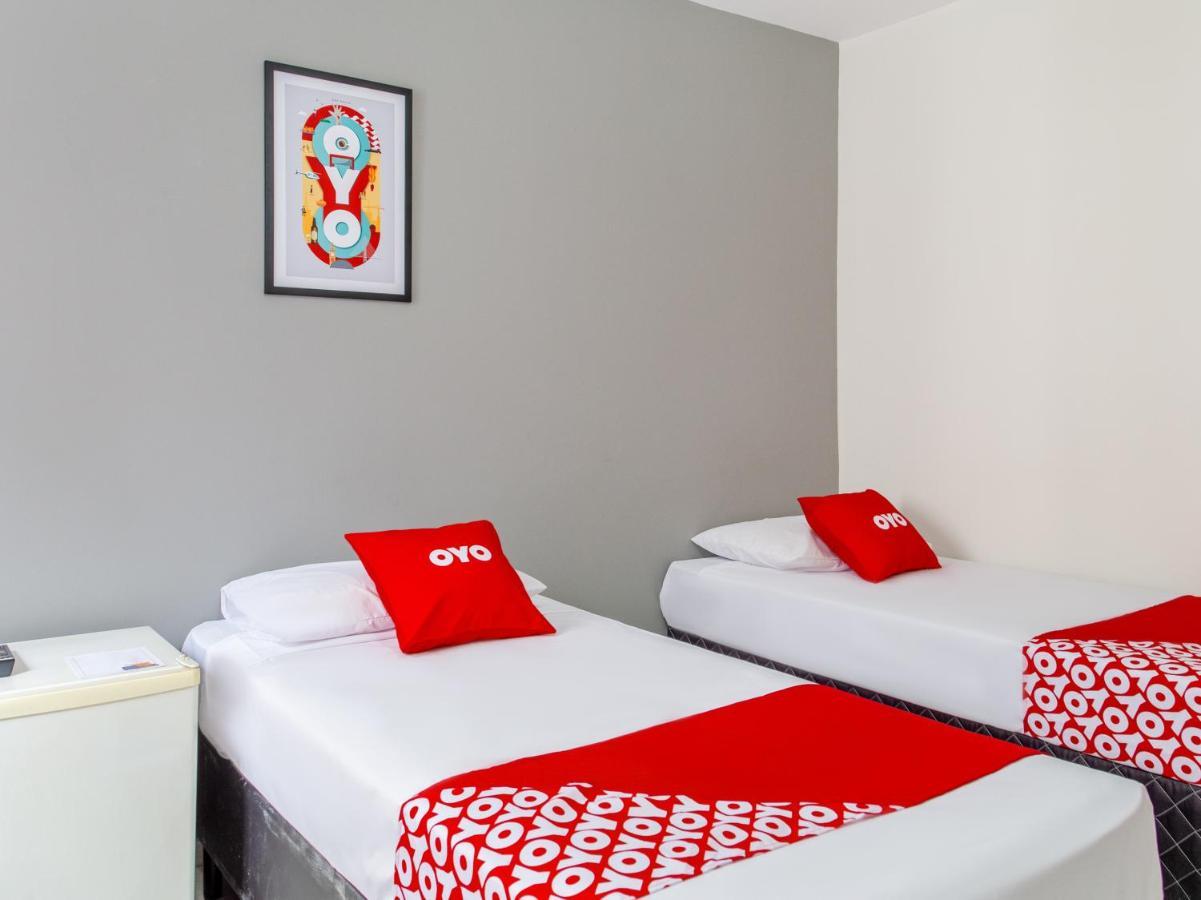 Oyo Lisboa, 2*